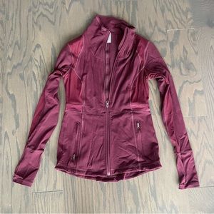 Calia by Carrie Underwood - Burgundy Zip Up Size Small